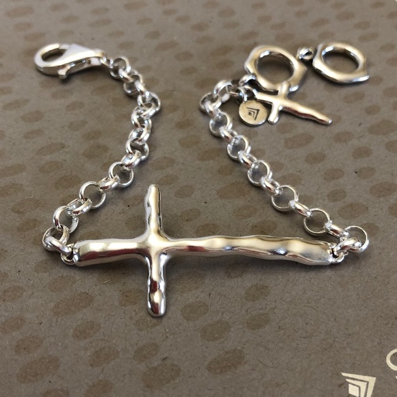 Silpada Cross ‘In Good Faith’ Sterling Silver bracelet BNIB - Picture 10 of 16